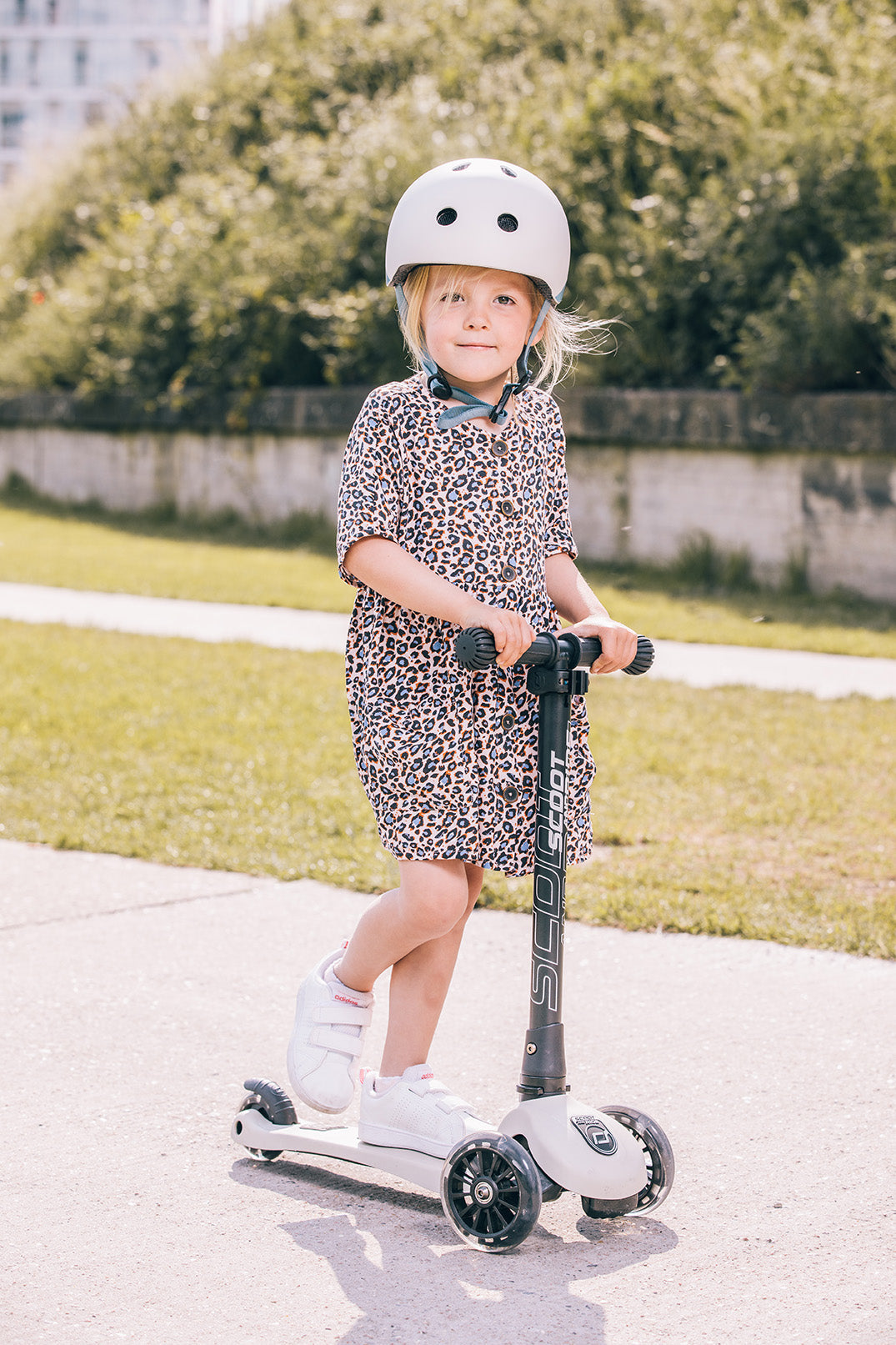 Ash Highwaykick 3 LED Scooter for Kids | Scoot and Ride Nigeria