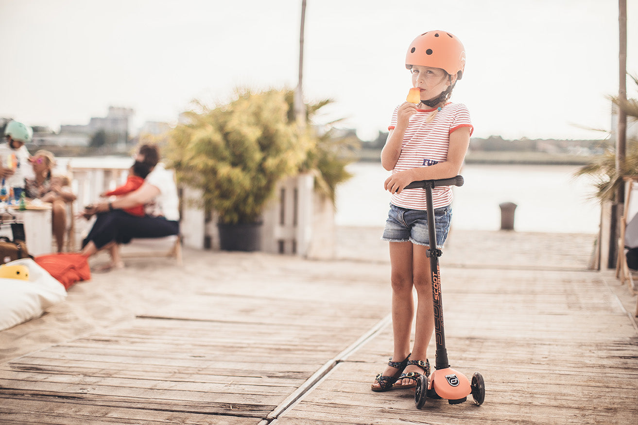 Highwaykick 3 LED Peach Scooter | Fun & Functional for Kids